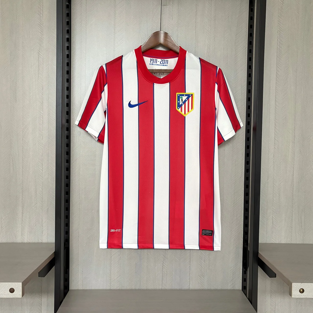 Atlético de Madrid Titular 2011-12 Retro, foto 1