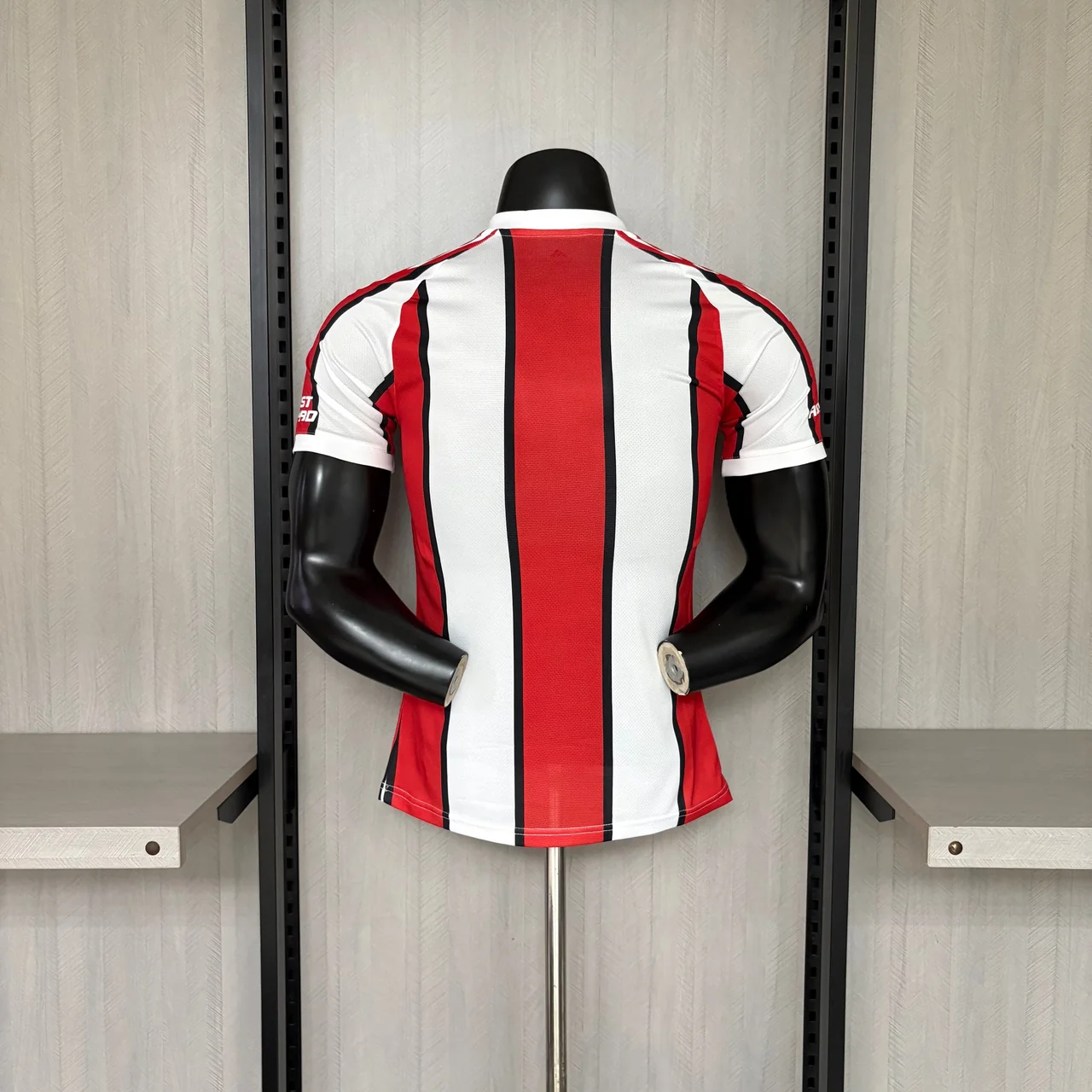 River Plate Edición Especial Rayas Rojas y Blancas 2026-27 Versión Jugador, foto 2